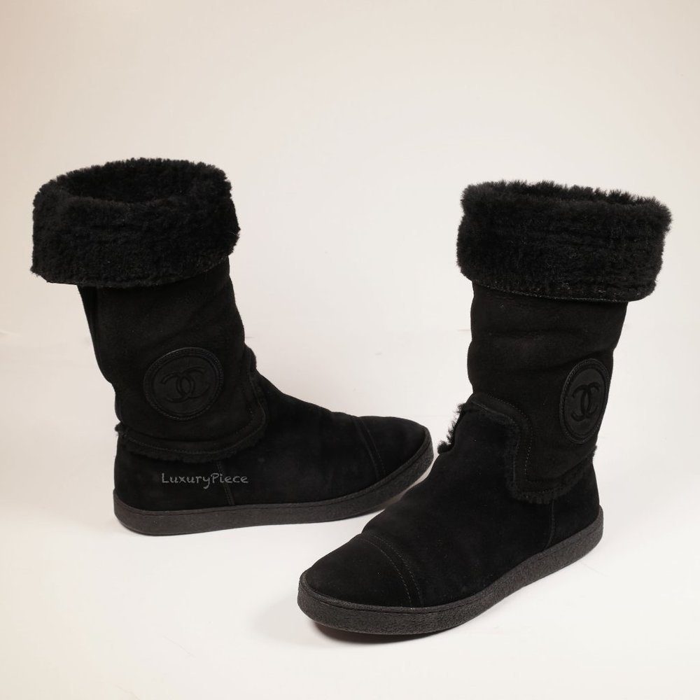 Amazing Chanel Snow Boots Sheepskin - Picture 11 of 14